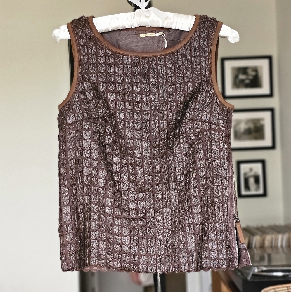 Max Studio Textured Brown Sleeveless Top - Picture 8 of 8